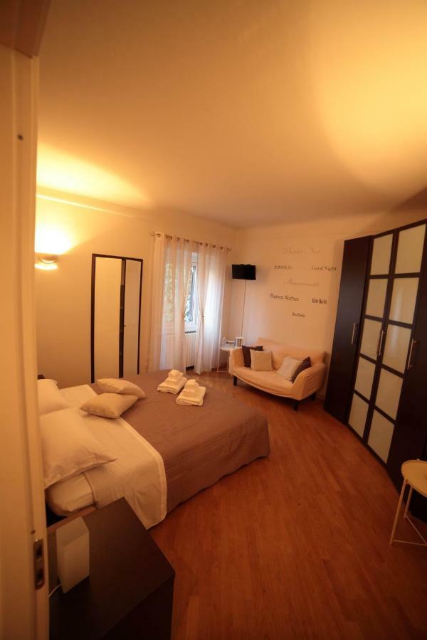 B&B Terrazza Baires - In The Heart Of Milano Eksteriør bilde